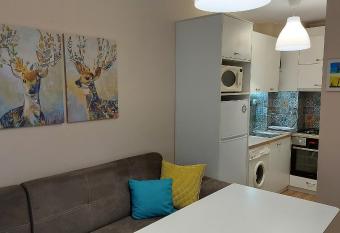 HostEx Meraki Apartment has Balcony rooms