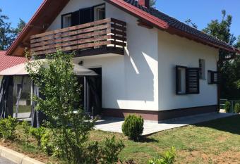 Holiday Home Ku  a GORICA BLANCA has Balcony rooms