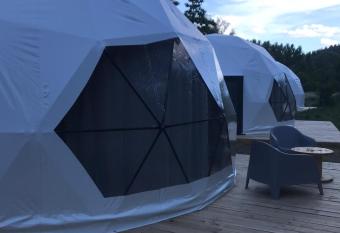 Glamping Ca  on del Rio Lobos has Balcony rooms