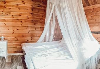 Pruuli Puhkek  la allows 18 year olds to book a room