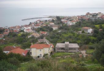 Petalidi Gedigio has Balcony rooms