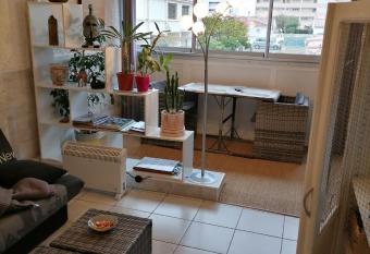 PALMA II allows 18 year olds to book a room