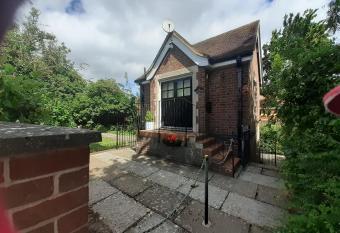 Alum House has Balcony rooms