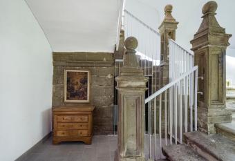 Palacio de Sansol has Balcony rooms