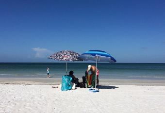 St Pete Vacation Rentals has Balcony rooms