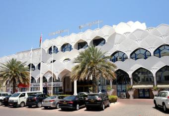 Beach Bay Hotel Muscat allows 18 year olds to book a room