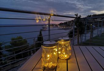 Bellosguardo has Balcony rooms