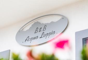 Acqua Leggia has Balcony rooms