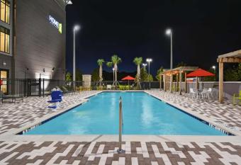 Home2 Suites by Hilton Melbourne Viera has Balcony rooms