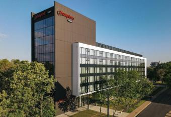 Hampton By Hilton Warsaw Reduta allows 18 year olds to book a room
