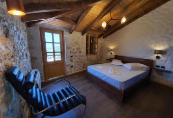 Roots Dhermi has Balcony rooms