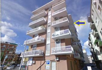 Amirante has rooms with a private hot tub