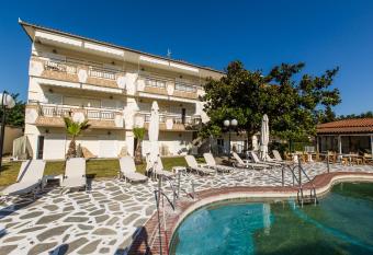 Halkidiki Greek Pride Themelis Studios has Balcony rooms