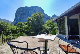 Zosimas House has Balcony rooms