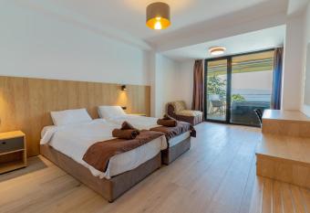 Lago Hotel has rooms with a private hot tub