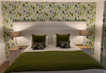 Toppesfield House B&B allows 18 year olds to book a room