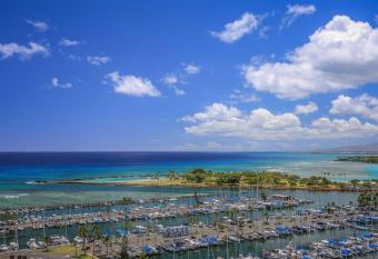 Ilikai 2002 allows 18 year olds to book a room