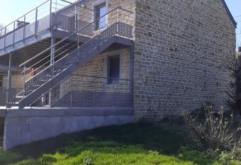 L   Ancienne Grange 1916 has Balcony rooms