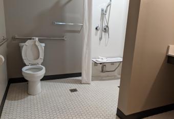 Motel 6 North Platte. Ne allows 18 year olds to book a room