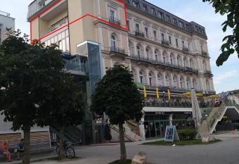 Fantastic Lake and Mountain View, First Row Lakeside has Balcony rooms