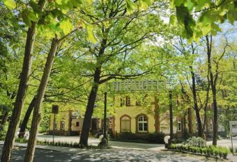 Landhotel Gustav has Balcony rooms