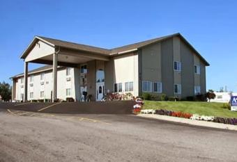 American Host Inn allows 18 year olds to book a room