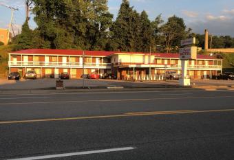 St. Mary's Motel allows 18 year olds to book a room