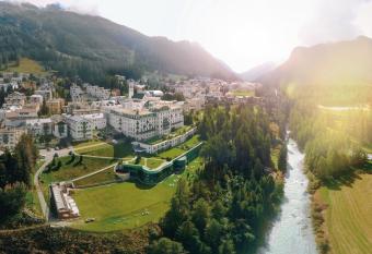 Grand Hotel Kronenhof has Balcony rooms