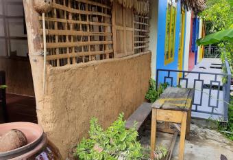 Homestay Nang Nghieng has Balcony rooms