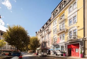 Hotel Ambassador has Balcony rooms