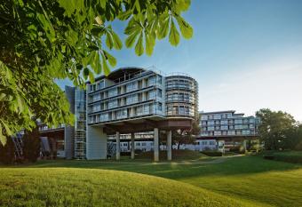 Kongresshotel Potsdam am Templiner See has Balcony rooms