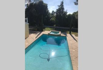 Southern California ocean view Estate has Balcony rooms