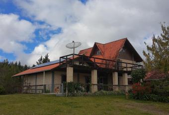 CH  CARA QUEDINHA D   GUA has Balcony rooms