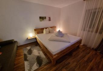 Haus Elena has Balcony rooms