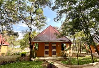 Charming Bungalows has Balcony rooms