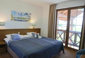 HOTEL CICHA WODA NIEPOR  T has Balcony rooms