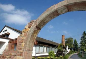 Gutshof Ziegelh  tte has Balcony rooms