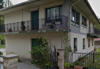 Erletxe Aterpea allows 18 year olds to book a room