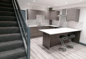 St Marks Lodge Clacton-On-Sea allows 18 year olds to book a room