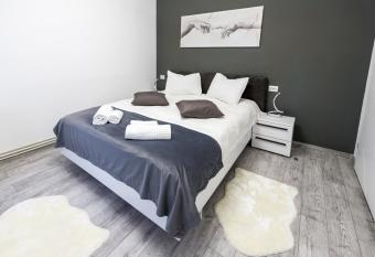 Cristopher Apartament has Balcony rooms