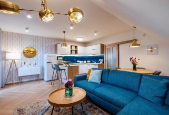 TATRYSTAY Cactus Luxury Apartment High Tatras has Balcony rooms