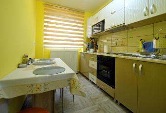 Apartament TRIDENT has Balcony rooms