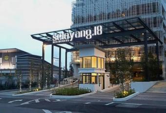 Comfortable and relax 2R2B, Netflx and Wi-Fi provided has Balcony rooms