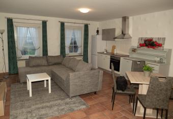 Ferienwohnungen Hirschen Lottstetten has Balcony rooms