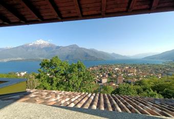 APPARTAMENTO ANERIS has Balcony rooms