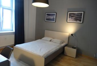 One More Night Apartment, Poznan Old Town allows 18 year olds to book a room