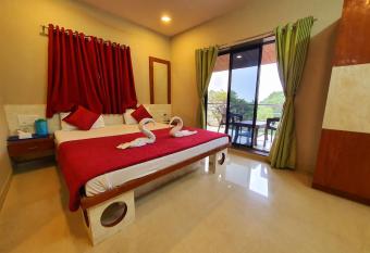 DV INNS FARMVILLA - Besides Strawberry Farms has Smoking/Balcony rooms