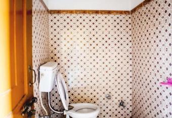 Shri Gobind Highway Motel has Balcony rooms