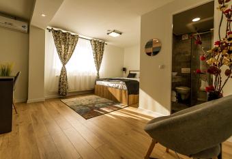 Casa Bella allows 18 year olds to book a room