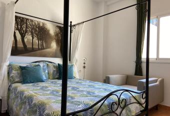 Dream Ravine allows 18 year olds to book a room